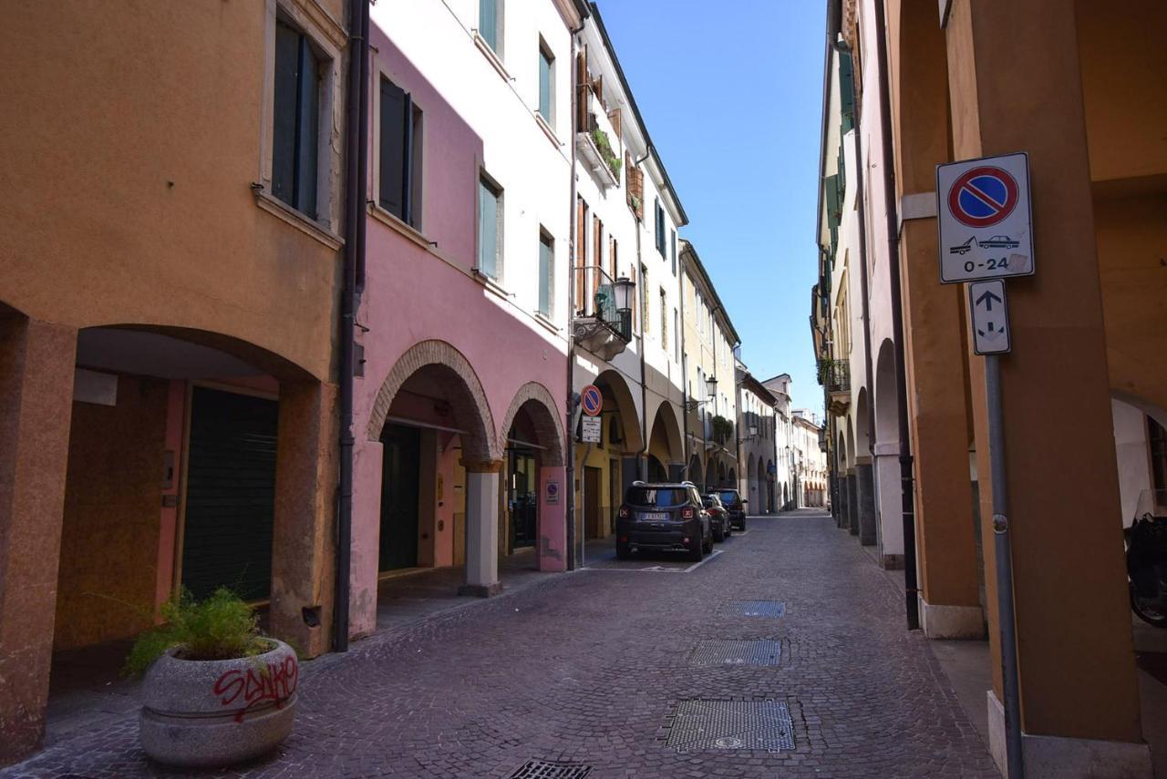 Luxury Battisti Apartment Padova Exterior foto