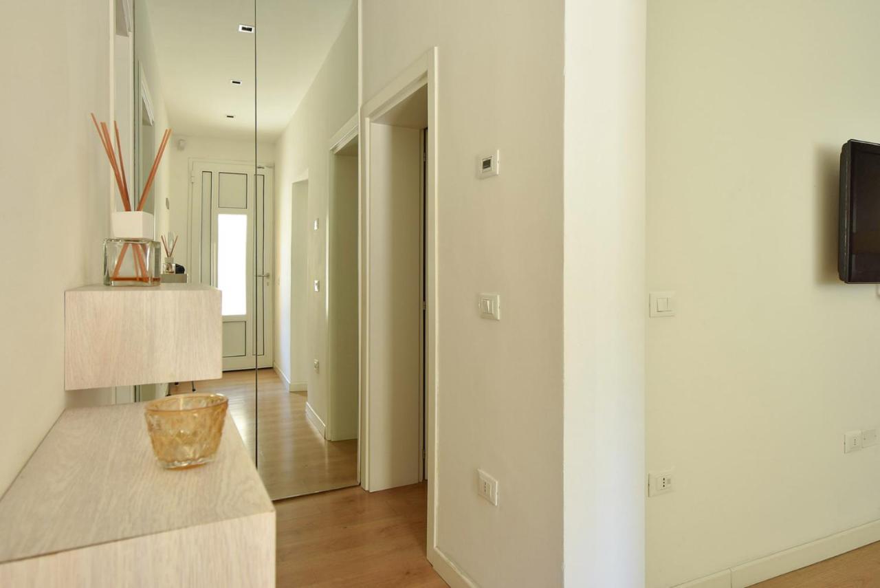 Luxury Battisti Apartment Padova Exterior foto